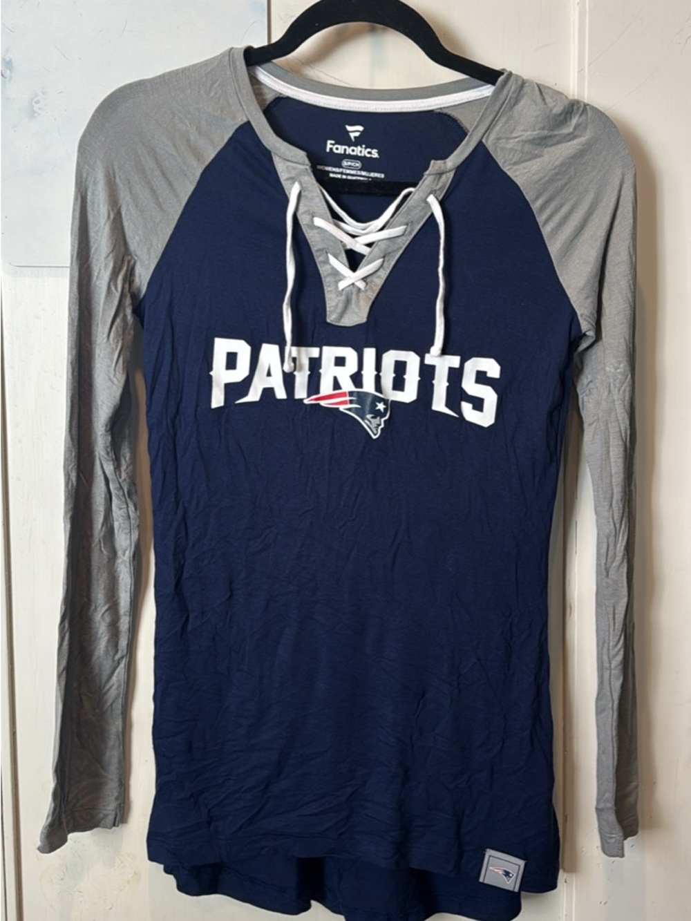 Fanatics Patriots Lace-Up Raglan Long Sleeve Tee - Navy & Gray